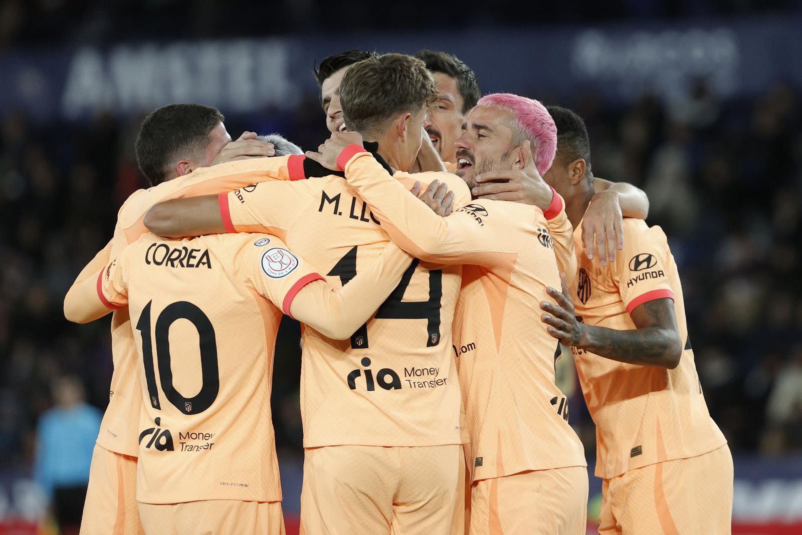Los jugadores del Atlético de Madrid celebran un gol ante el Levante en Copa del Rey
