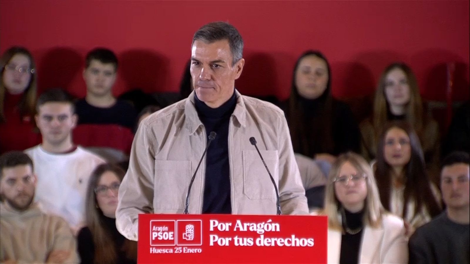 Sánchez traslada todo su reconocimiento a Puente por su gestión de la tragedia de Adamuz