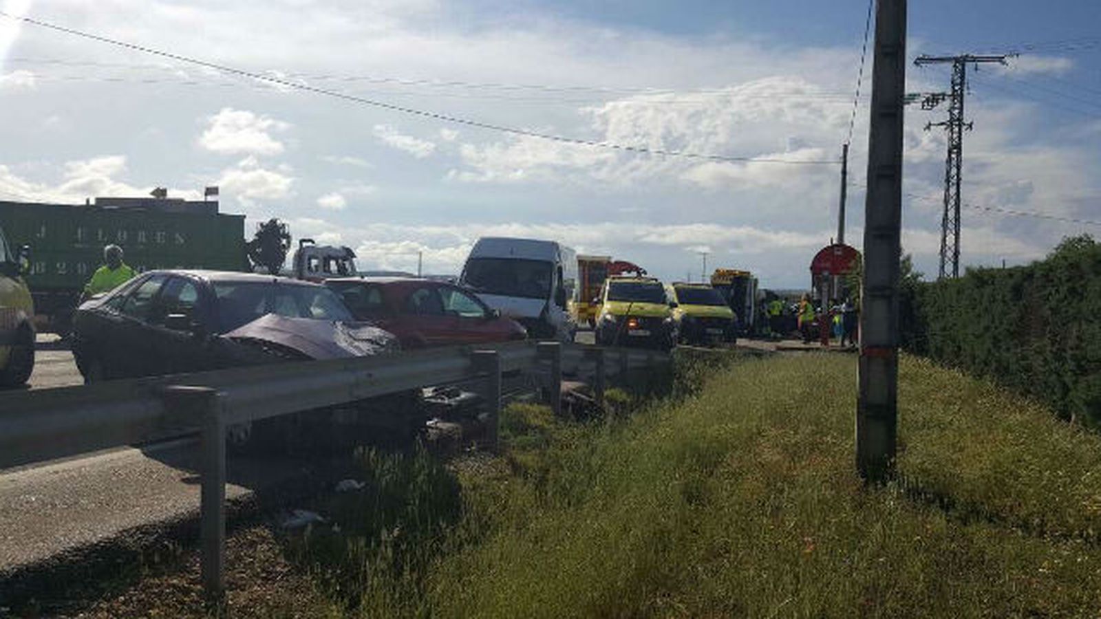 Lugar del accidente con las asistencias