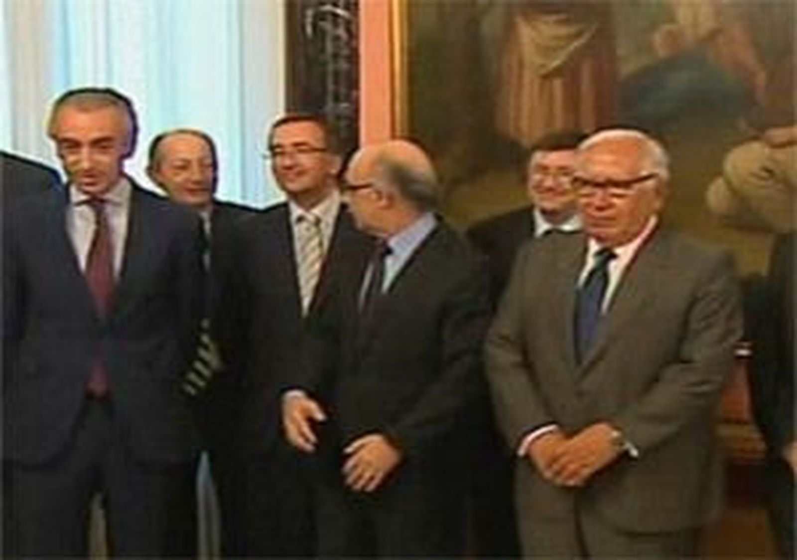 Montoro les pide a los expertos un sistema tributario suficiente, equitativo y eficaz