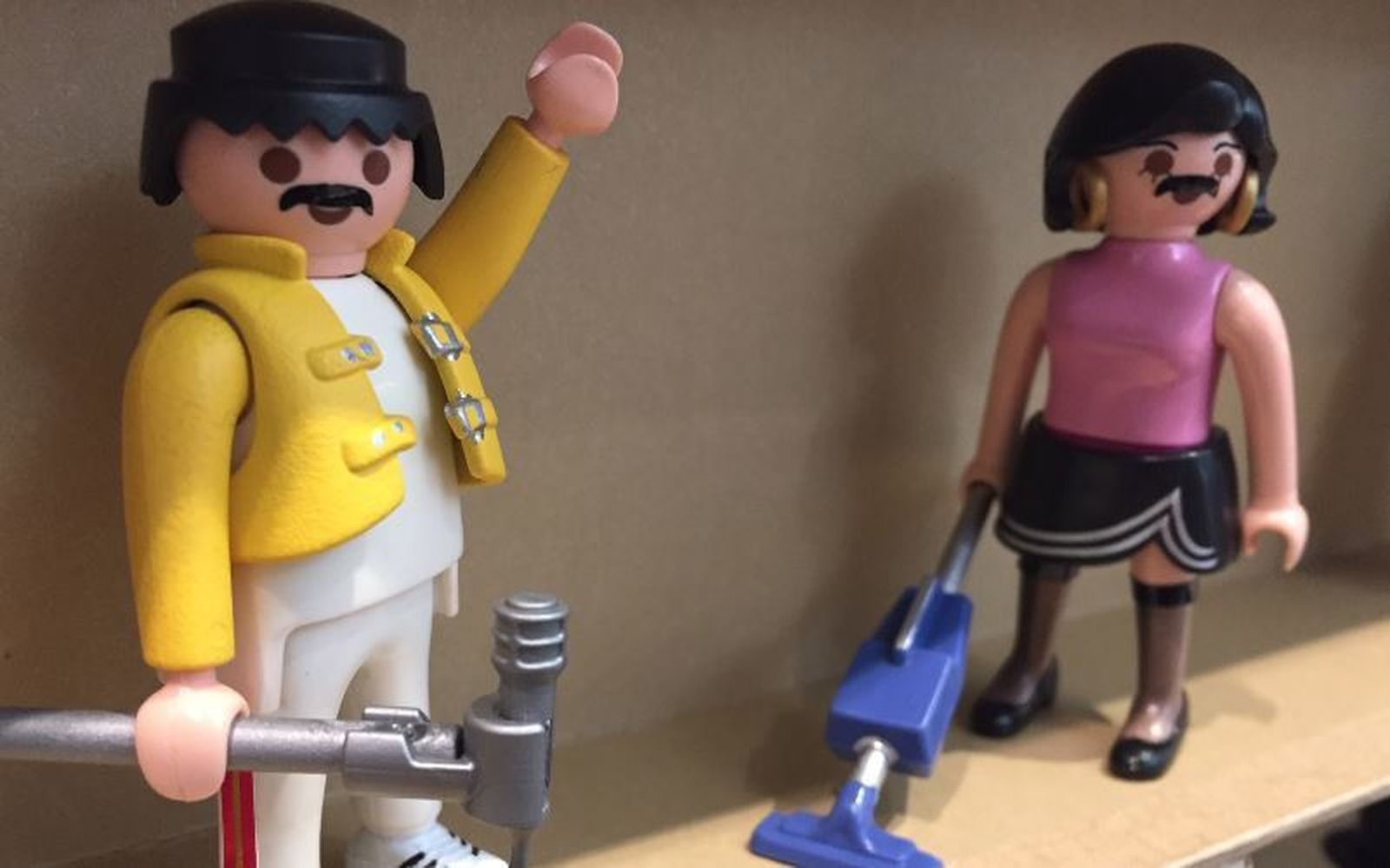 Los playmbobil homenajean a Queen