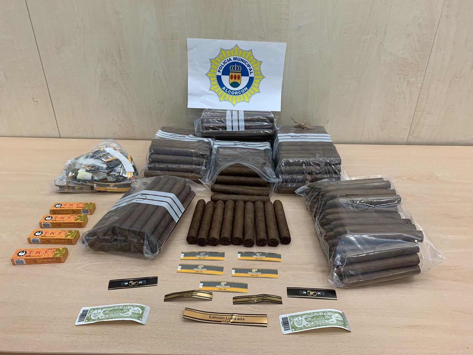 Remesa de puros intervenidos por la Policía de Alcorcón