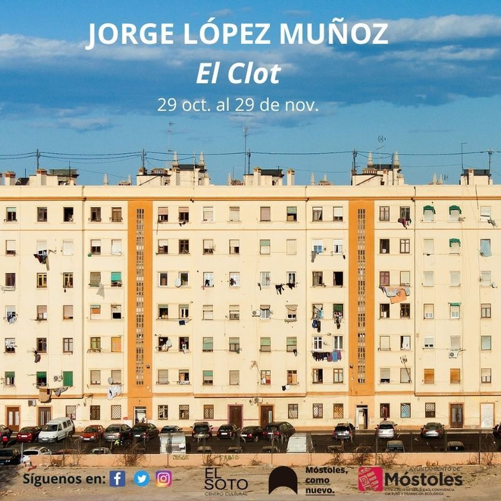 'El Clot' barcelonés, antiguo edificio portuario abandonado y ahora alojamiento de familias