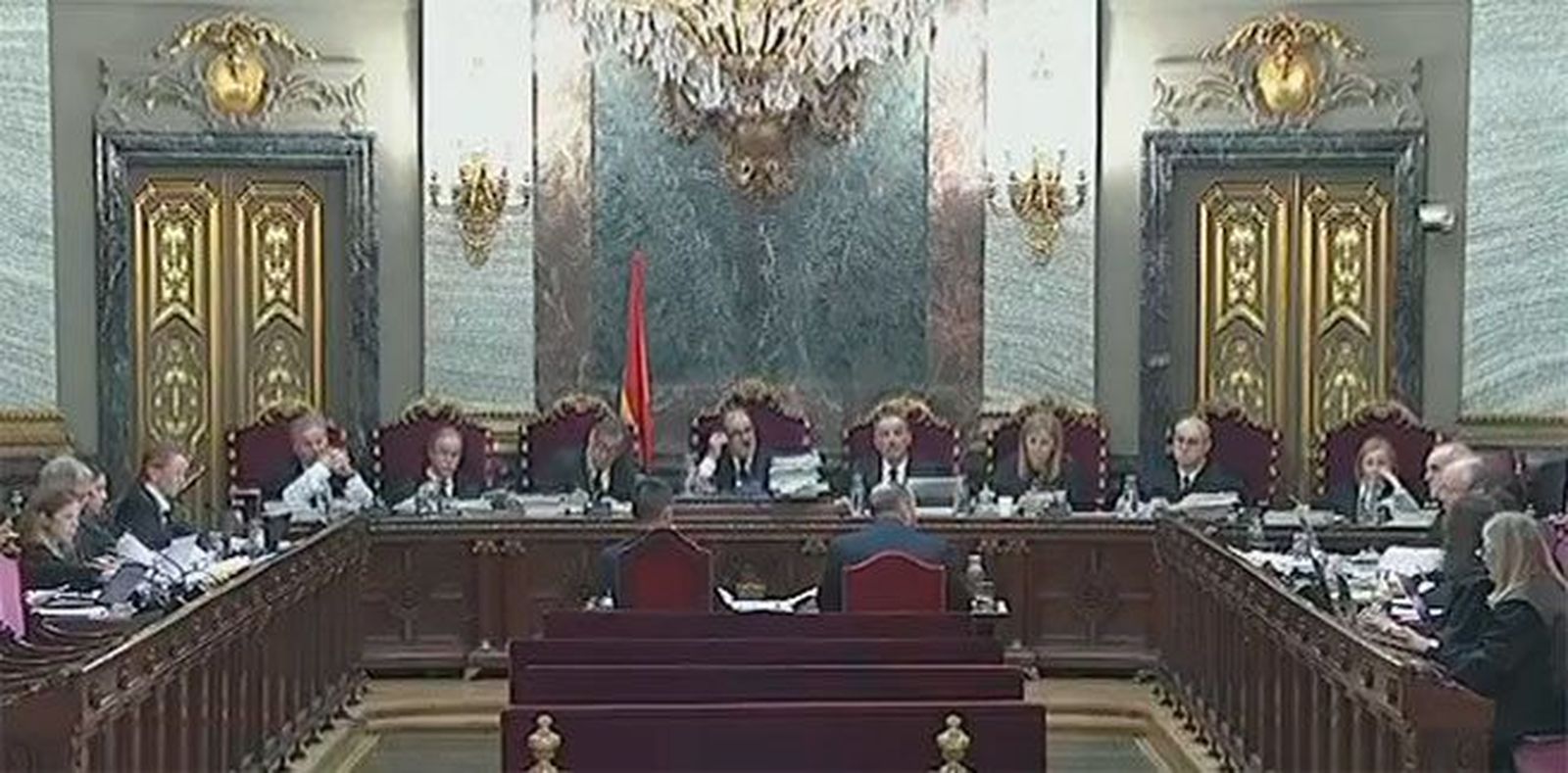 El juicio por el caso mascarillas arroja más indicios sobre financiación irregular del PSOE