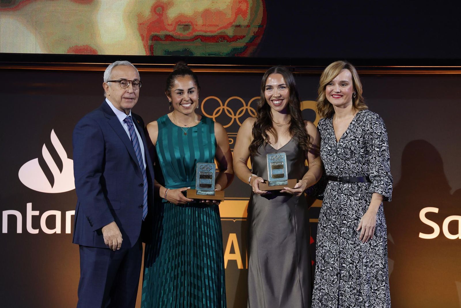 Los madrileños María Corbera y Fran Garrigós, premiados por el COE como los mejores deportistas de 2023