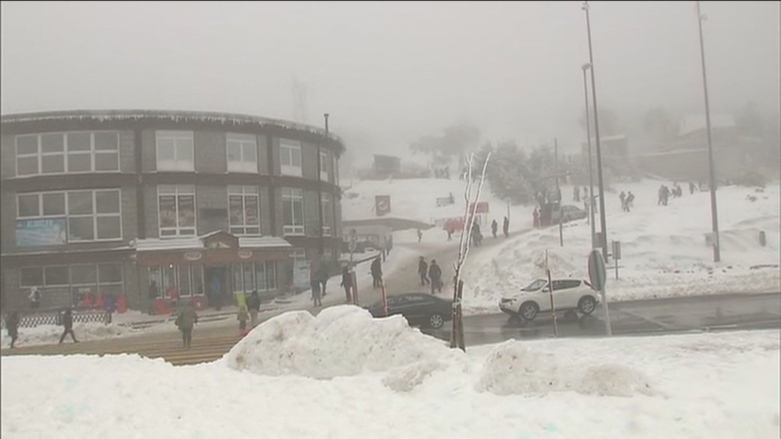 La Sierra de Madrid, con temperaturas bajo cero y fuertes rachas de viento