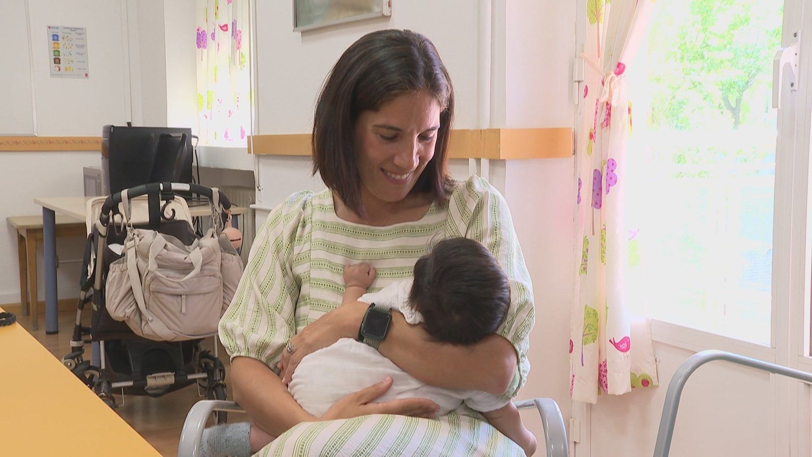 La Comunidad de Madrid actualiza el protocolo para la entrega en adopción de recién nacidos en las maternidades