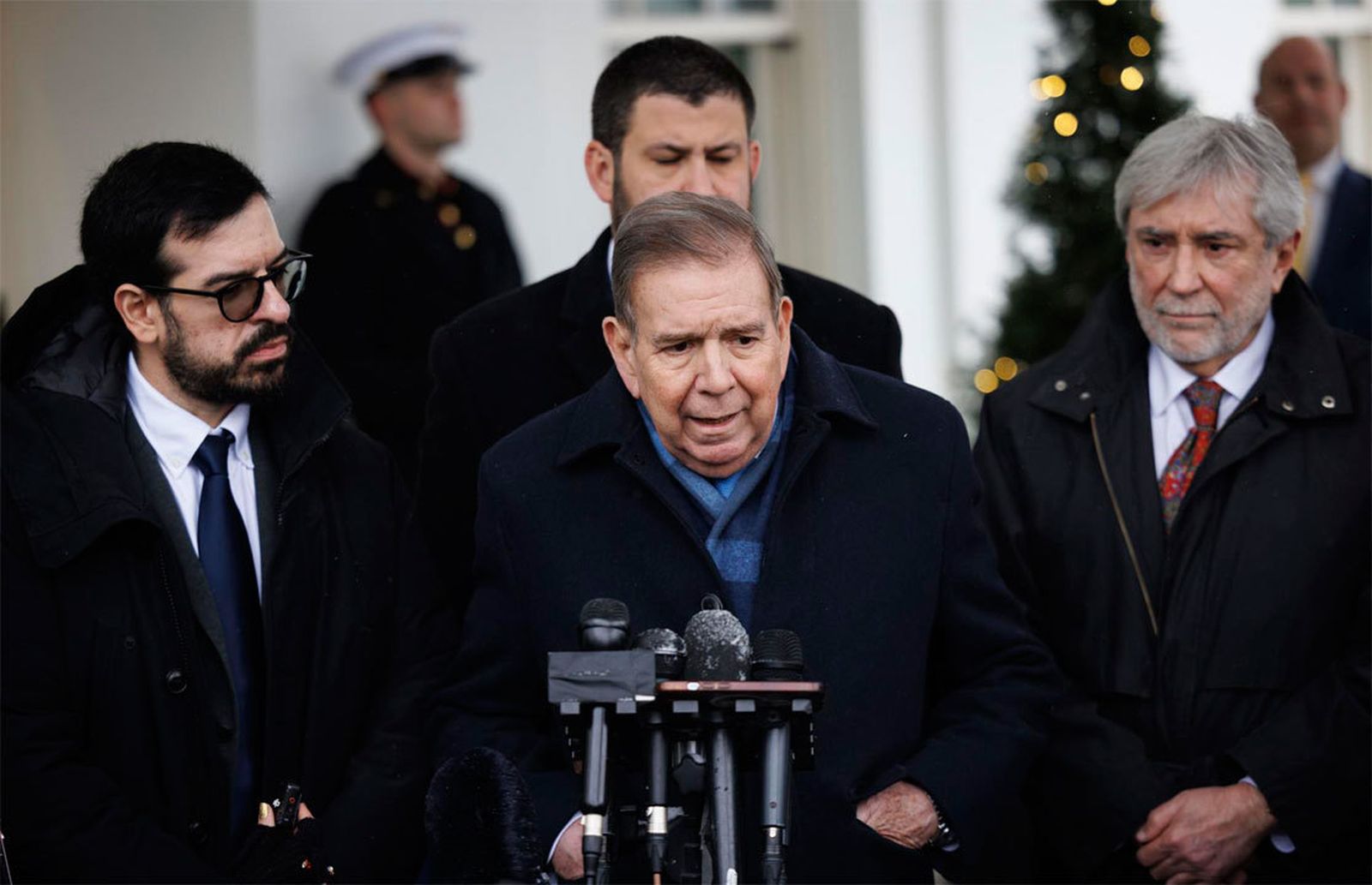 Biden recibe a González Urrutia en la Casa Blanca