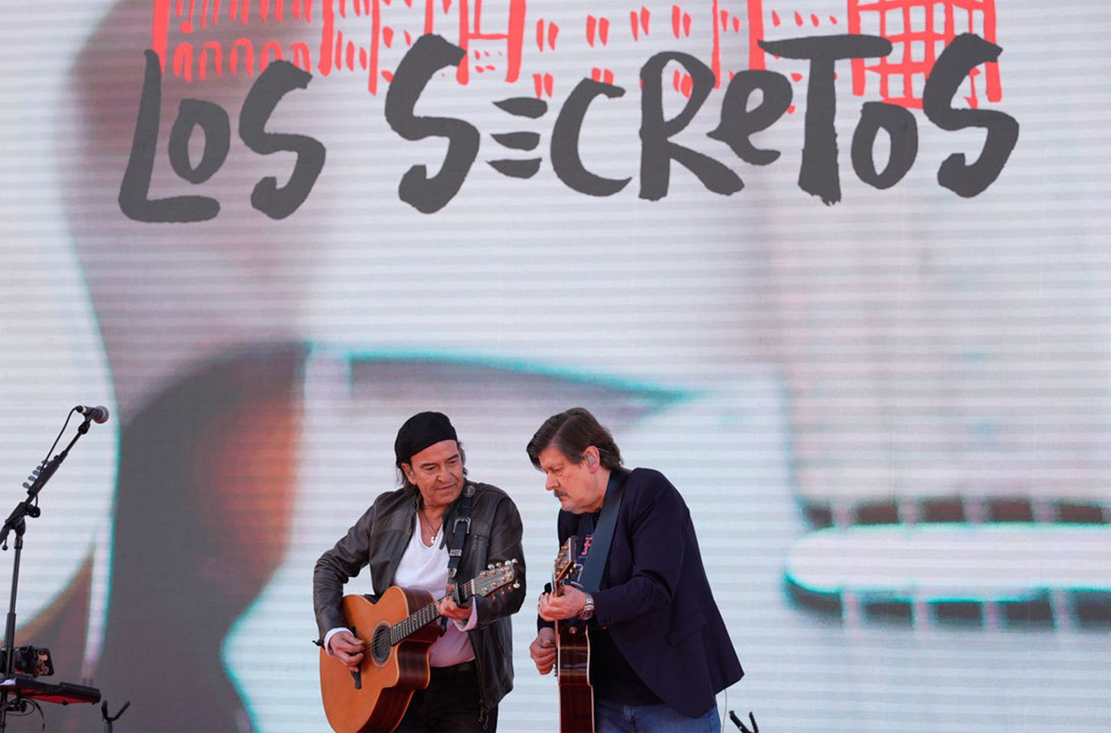Los Secretos