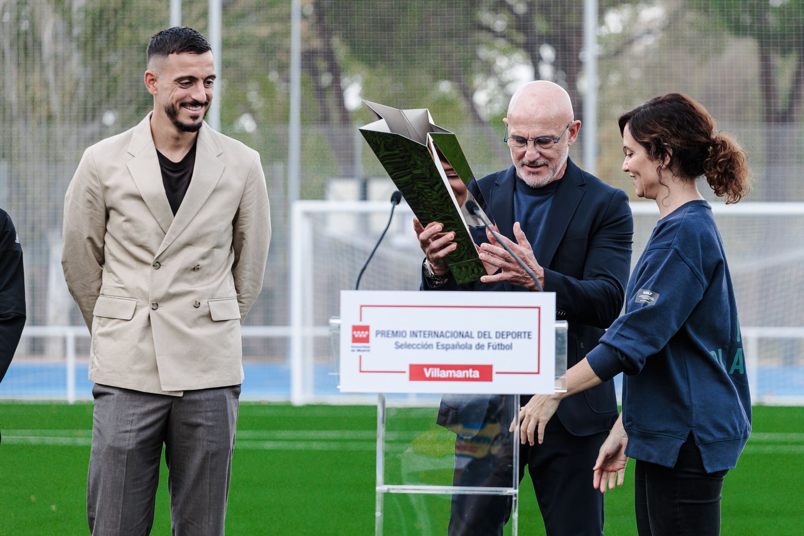 La selección española recibe el Premio Internacional del Deporte de la Comunidad de Madrid