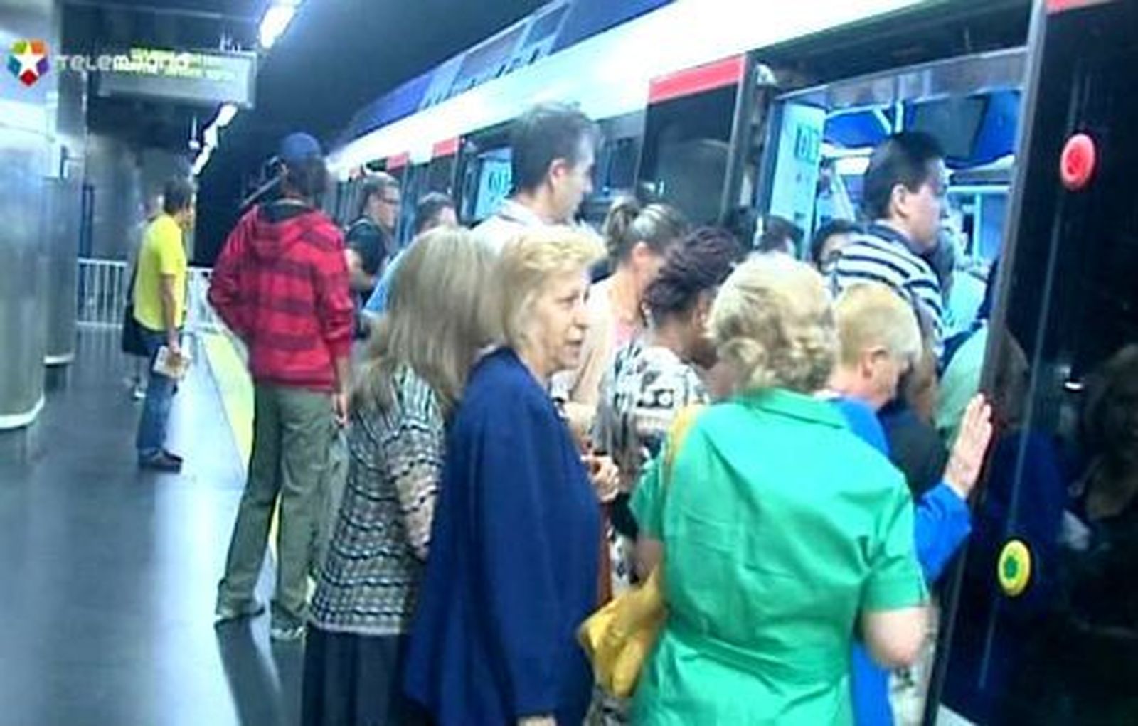 Arrancan los paros parciales en Metro con el 95% de los trenes en circulación