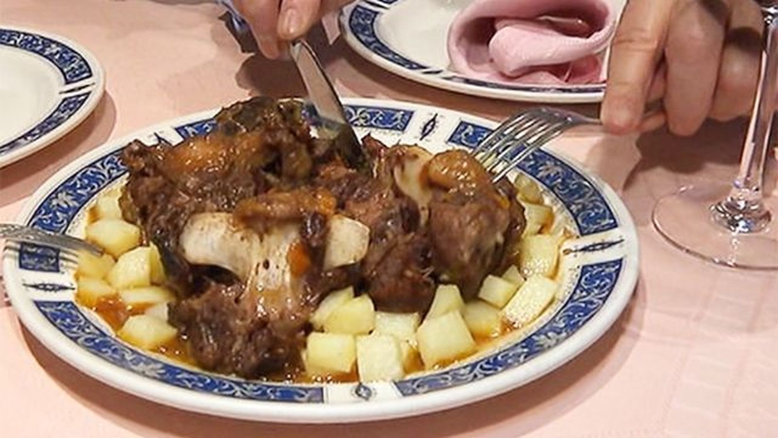 Casa Toribio y el rabo de toro