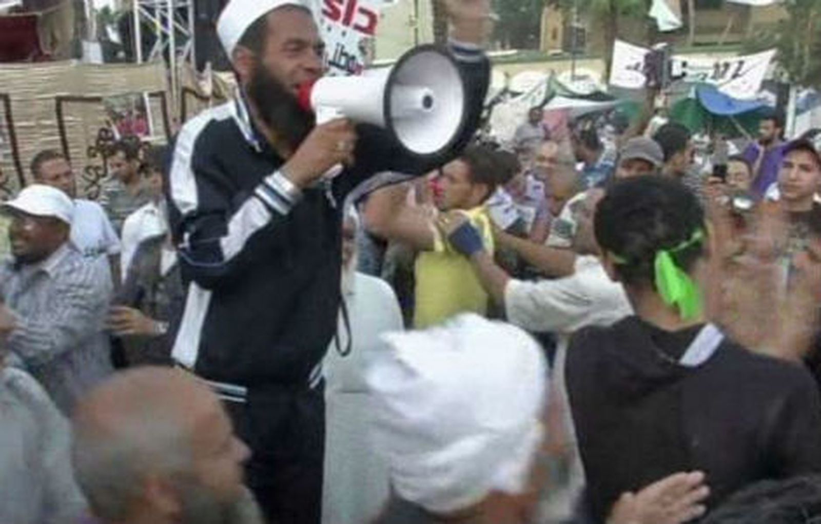 Los islamistas egipcios comienzan nuevas protestas contra el golpe militar