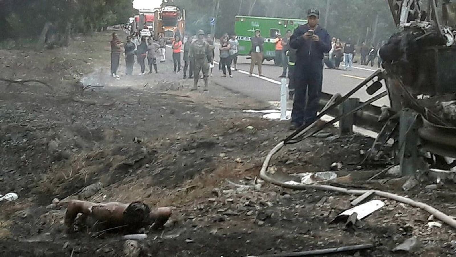 Accidente de tráfico con al menos 24 muertos enluta la Semana Santa en México