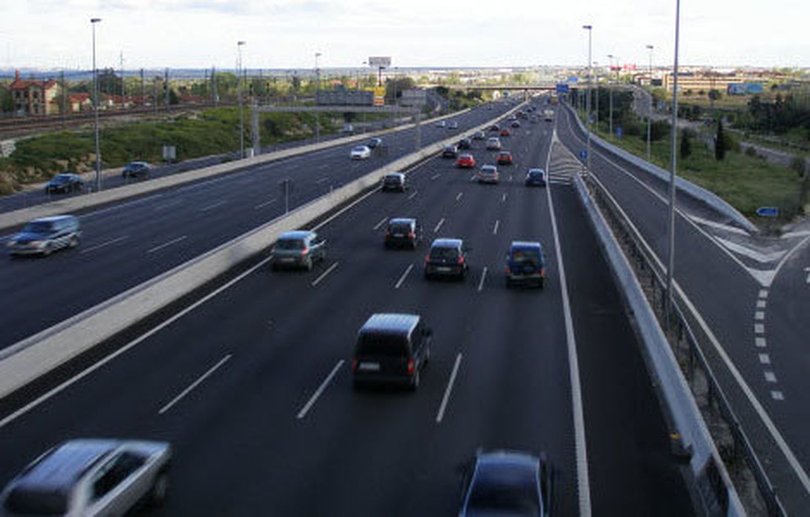 Poco tráfico en las carreteras madrileñas en la operación salida de agosto