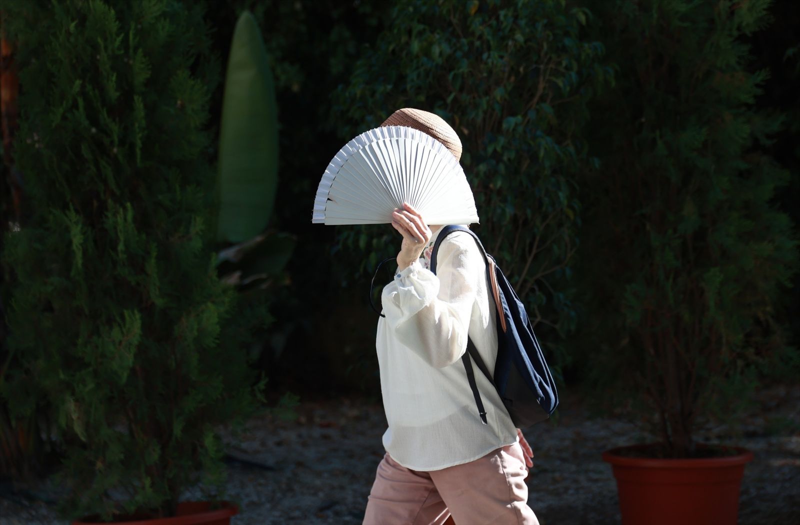 Jornada en el centro de Sevilla durante la entrada del otoño con temperaturas por encima de la media