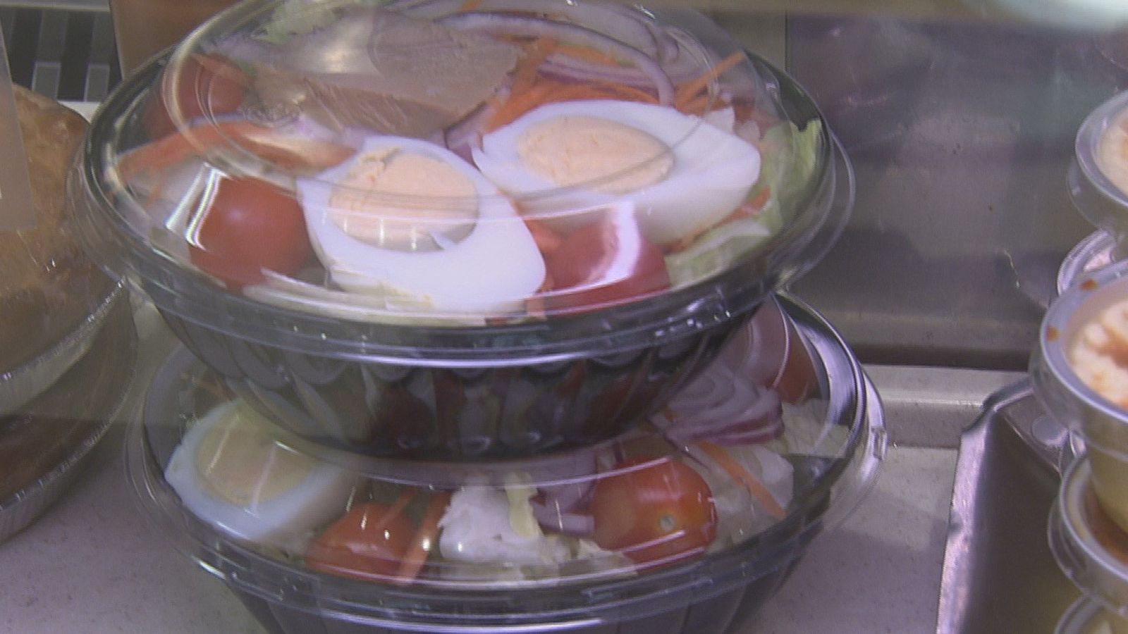 Logran el primer aditivo para envases alimentarios que elimina la listeria