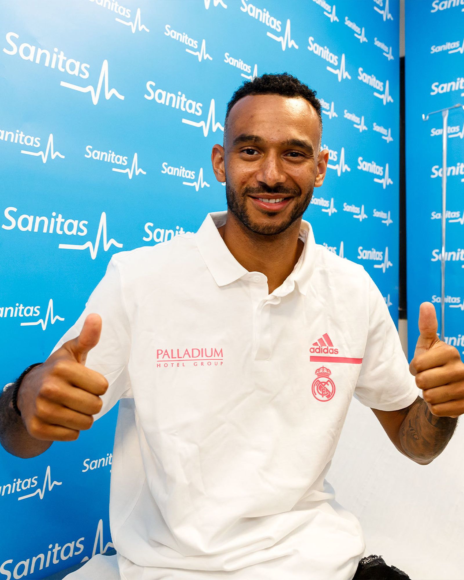 Adam Hanga