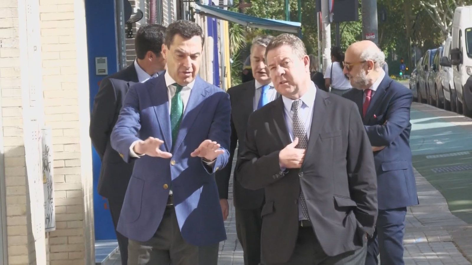 Moreno Bonilla y Page, en un acto conjunto: "A la política nacional le iría bien el respeto que nos tenemos los presidentes autonómicos"
