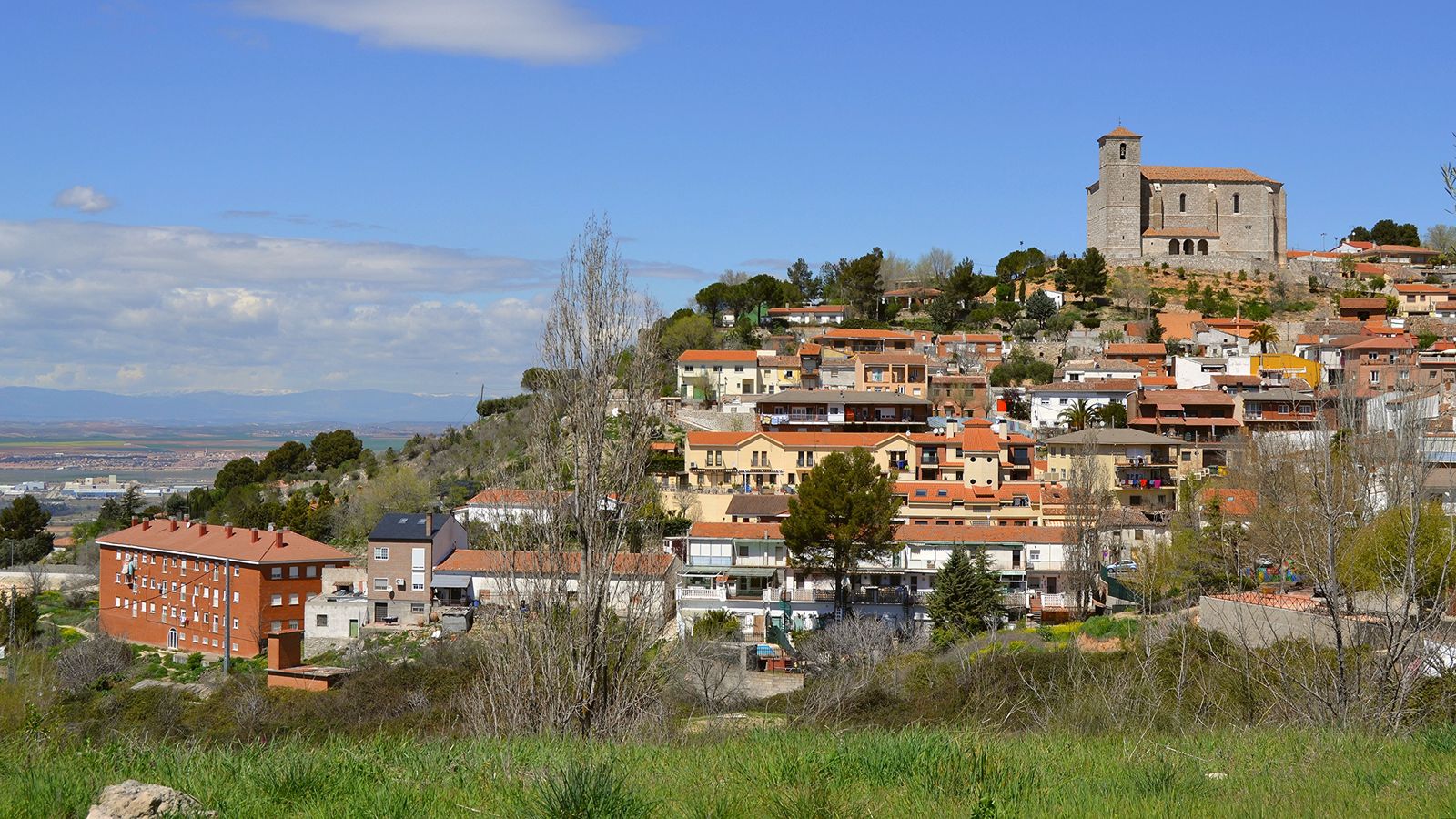 Visitamos Los Santos de la Humosa, uno de los pueblos más desconocidos de la Comunidad