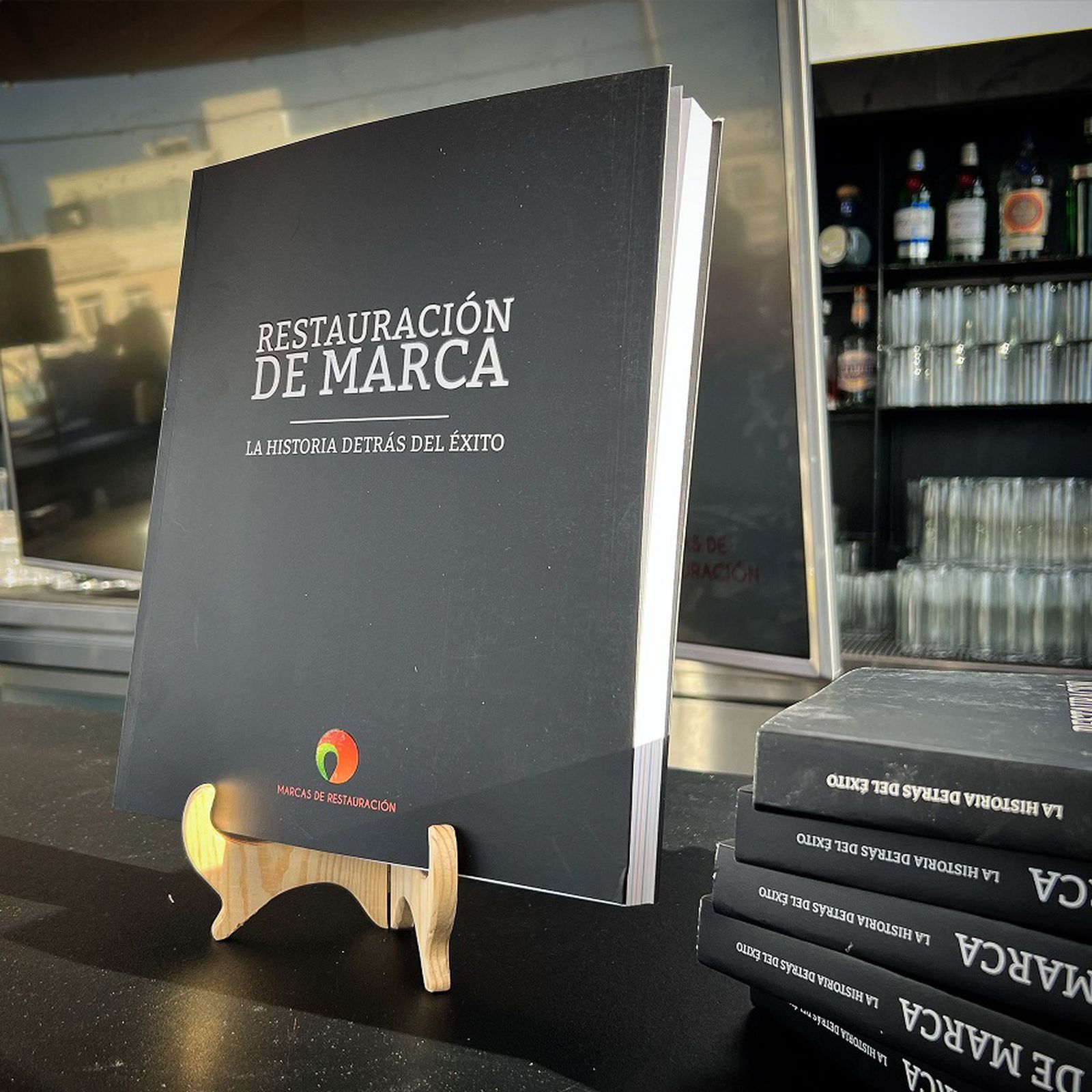 'Restauración de Marca. La Historia detrás del éxito',  el libro inédito de Marcas de Restauración