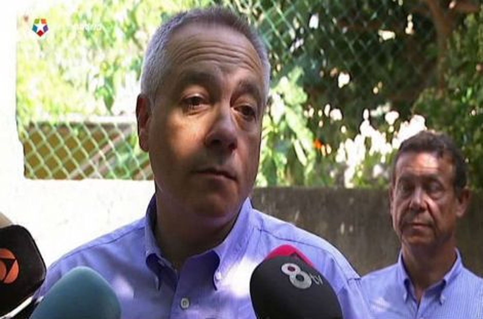 Navarro: "Mas ha pactado la pregunta con ERC e ICV a cambio de los presupuestos"
