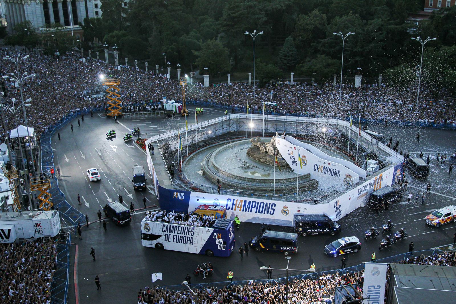 Fiesta en Cibeles por la Champions del Real Madrid
