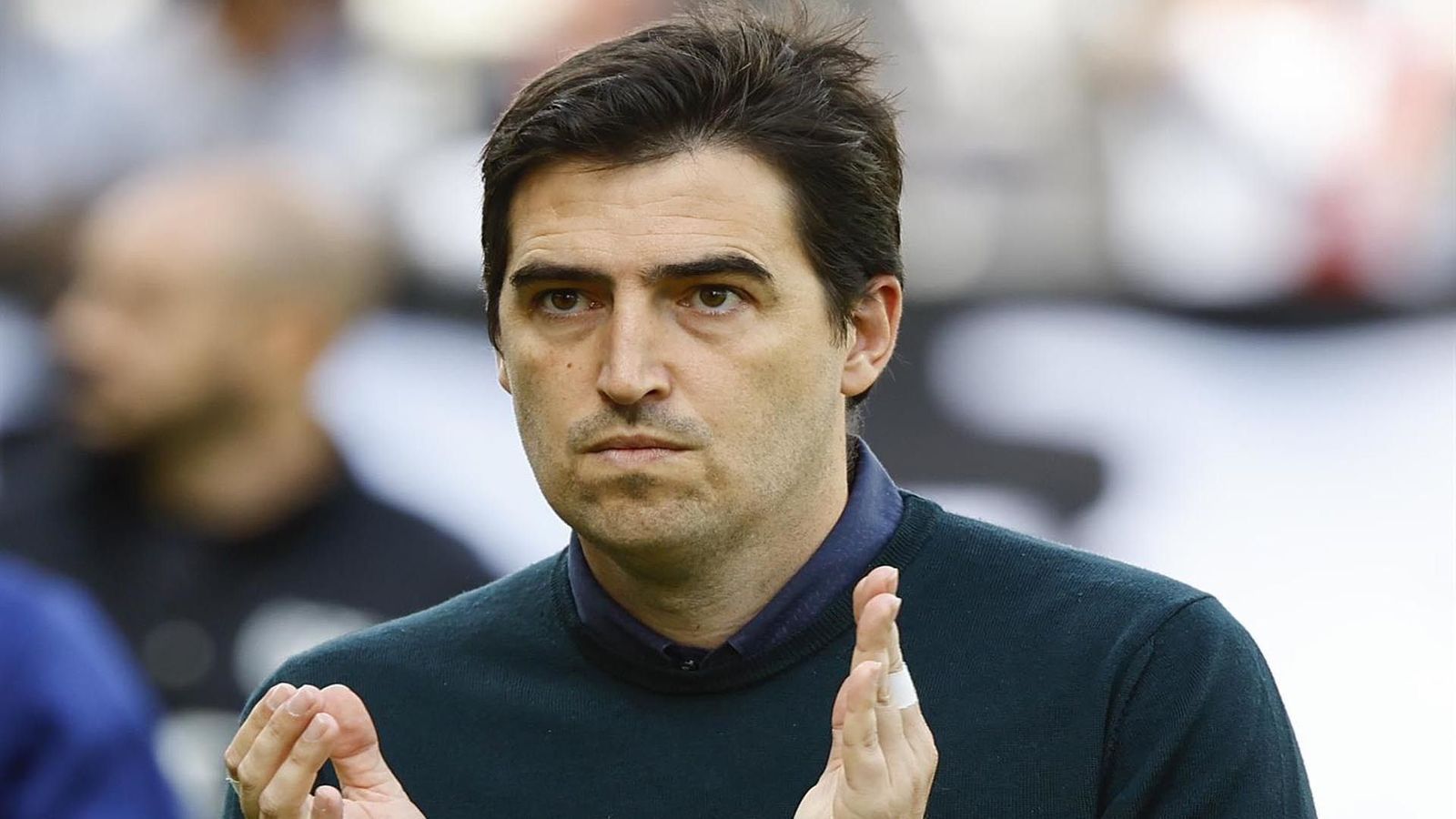 Iraola: "El Sevilla viene de buenos partidos con su nueva idea de juego"