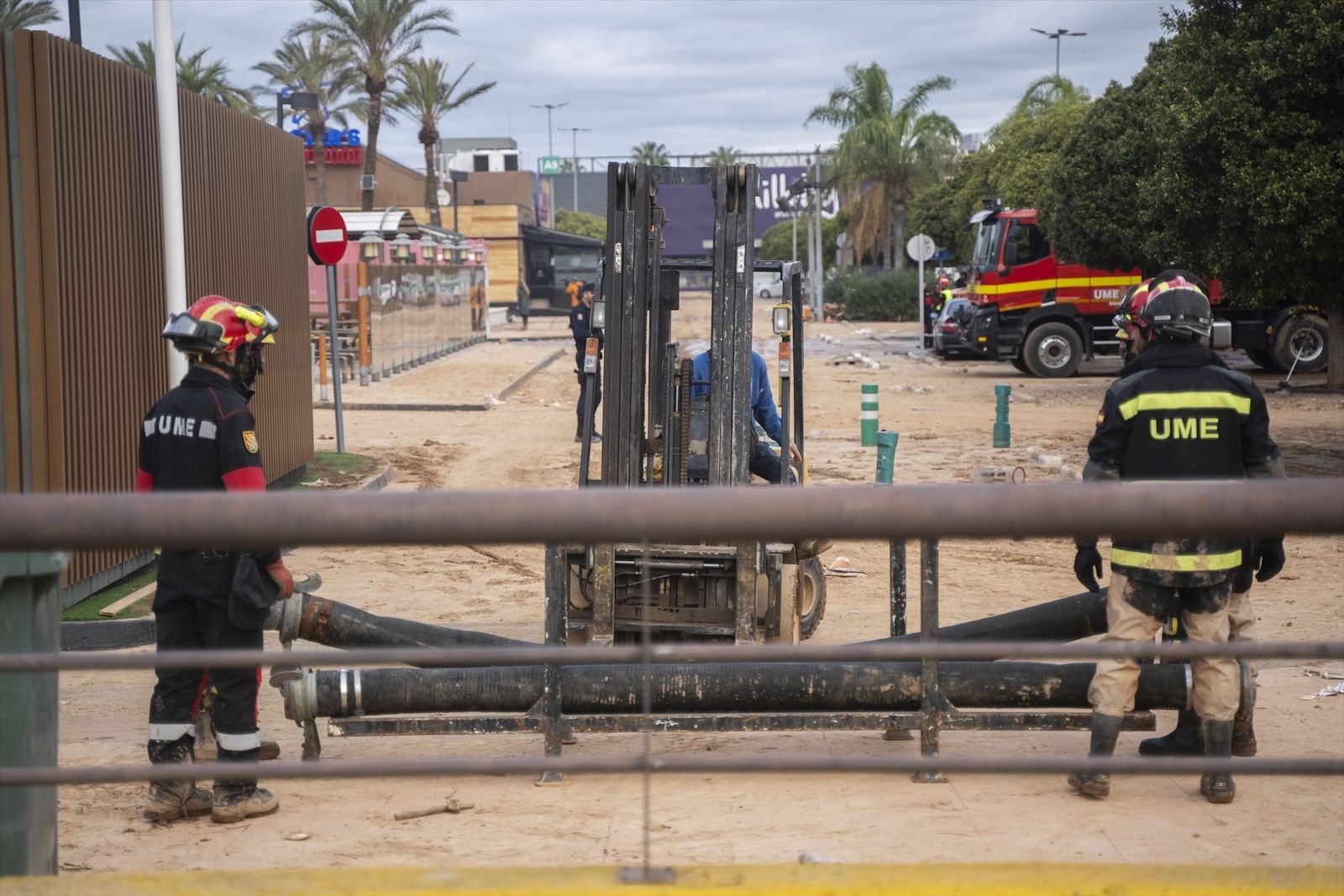 La UME, el Ejército y la Guardia Civil siguen con los trabajos a