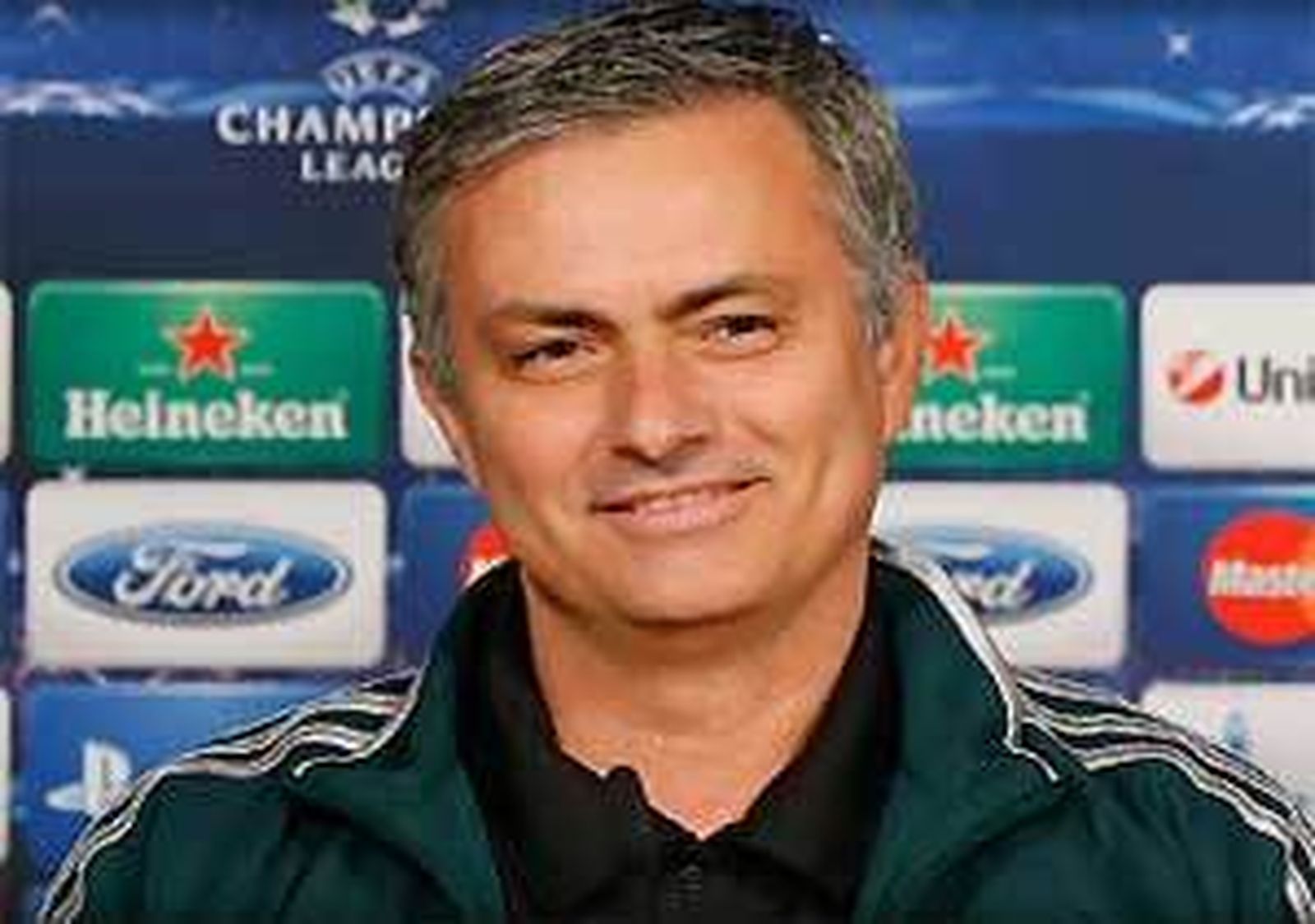 Mourinho: "El Madrid quiere  la 'décima' y yo la 'tercera'"