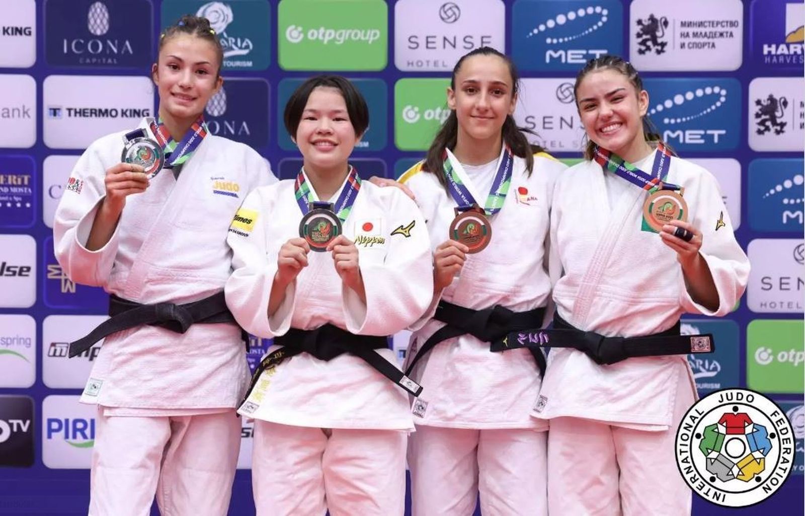 Podio del Mundial Cadete de Judo