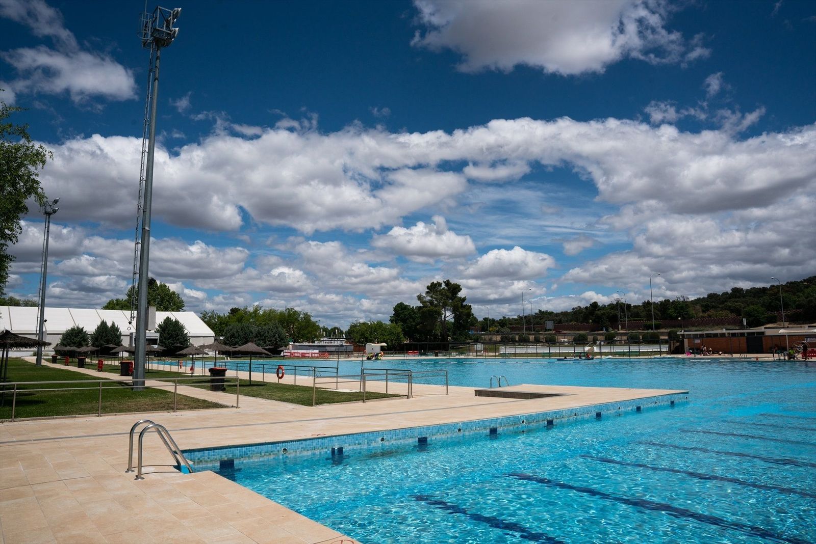 Las piscinas de la Comunidad de Madrid obtuvieron un 11% más de usuarios este verano