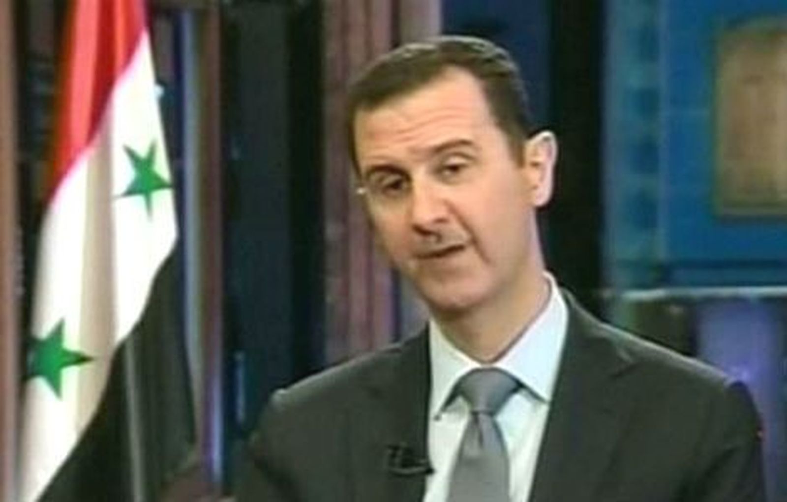 Al Asad dice que llevará un año destruir las armas químicas y que costará mucho dinero
