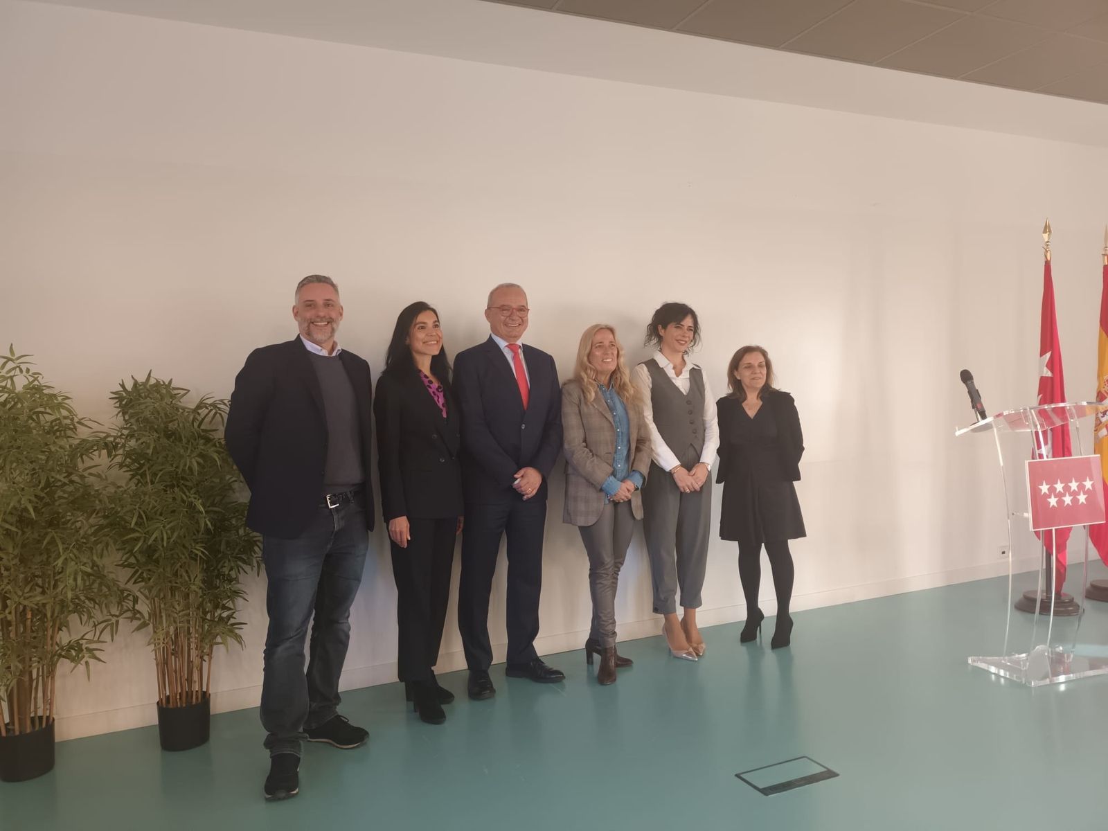 Alianza Comunidad y gigantes tecnológicos