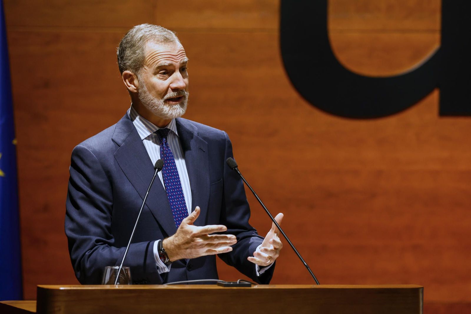 Felipe VI: "Se necesita una permanente renovación para mantener la legitimidad del ejercicio"
