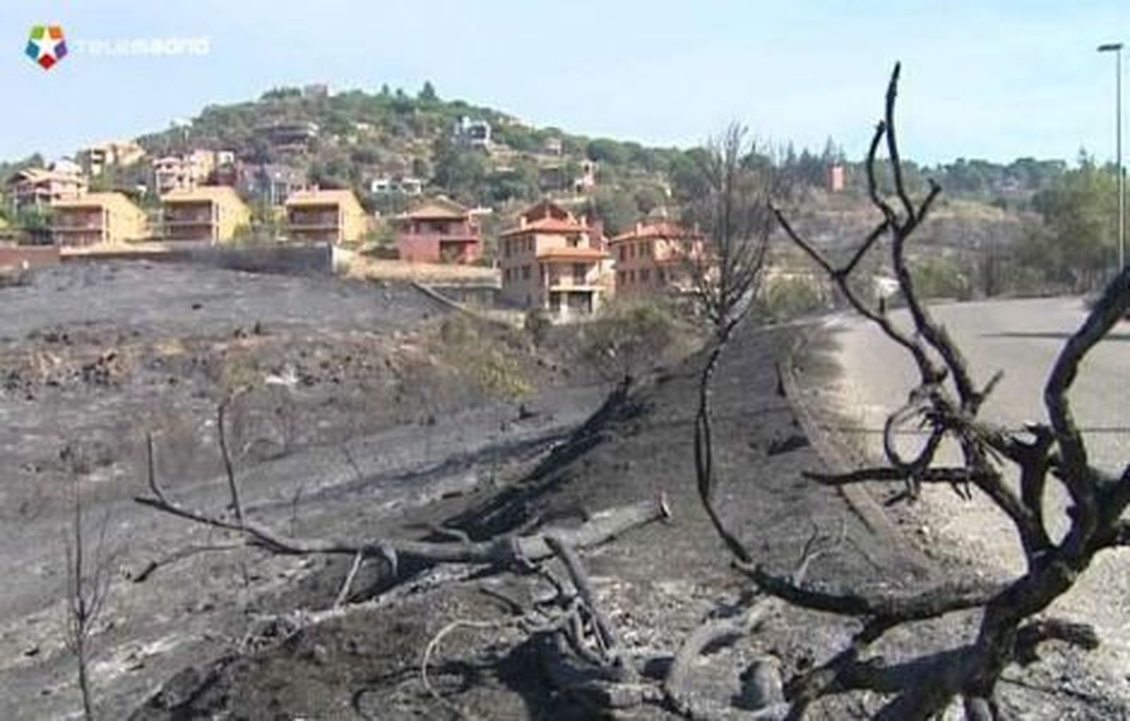 Estabilizados todos los focos del incendio de Robledo y Valdemaqueda