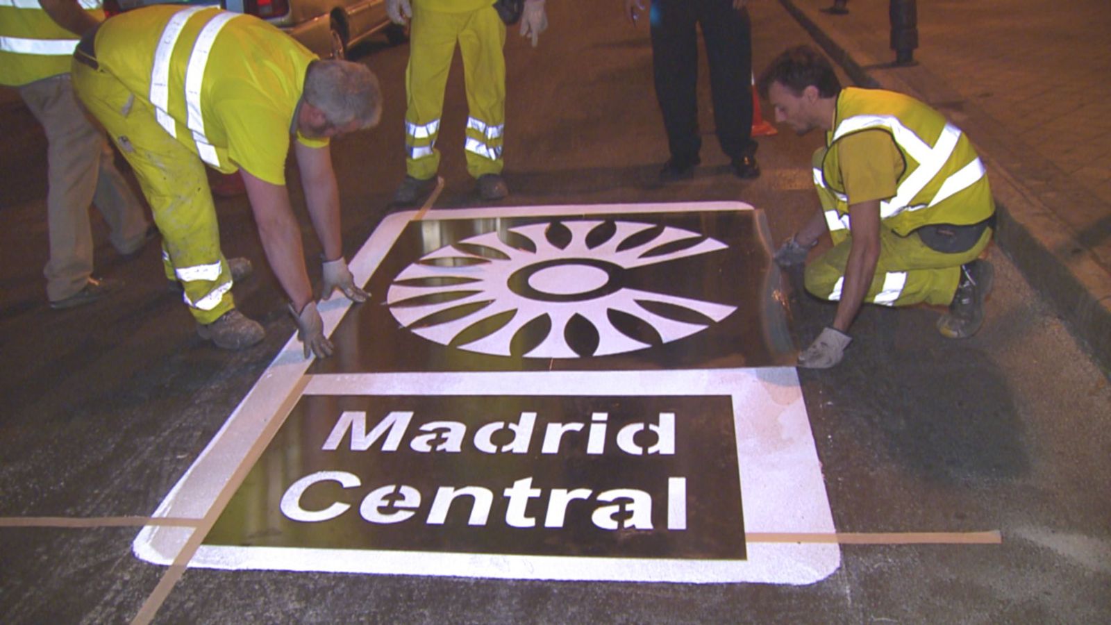 Vecinos y comerciantes, divididos por Madrid Centra