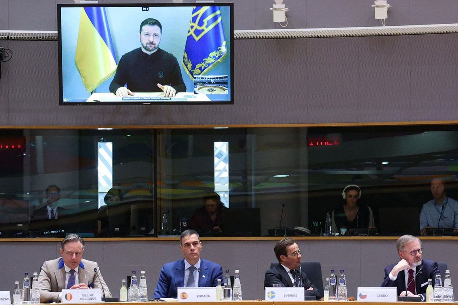Los líderes UE acuerdan mantener su apoyo a Kiev, sin mención a los 40.000 millones de Kallas