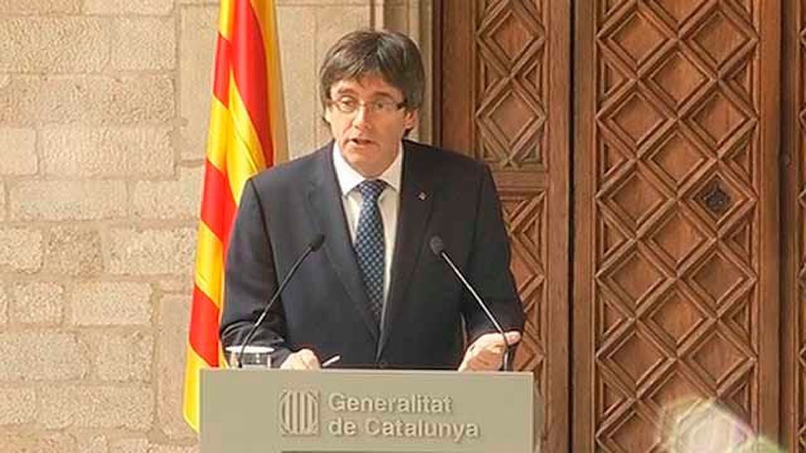 Puigdemont se ratifica en el referéndum: "La hoja de ruta se mantiene"