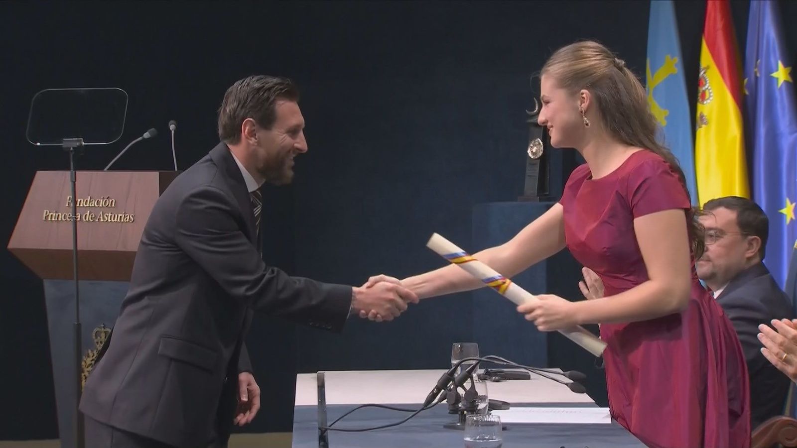 Messi recibe el Princesa de Asturias de los Deportes: "Convirtió lo extraordinario en rutina"