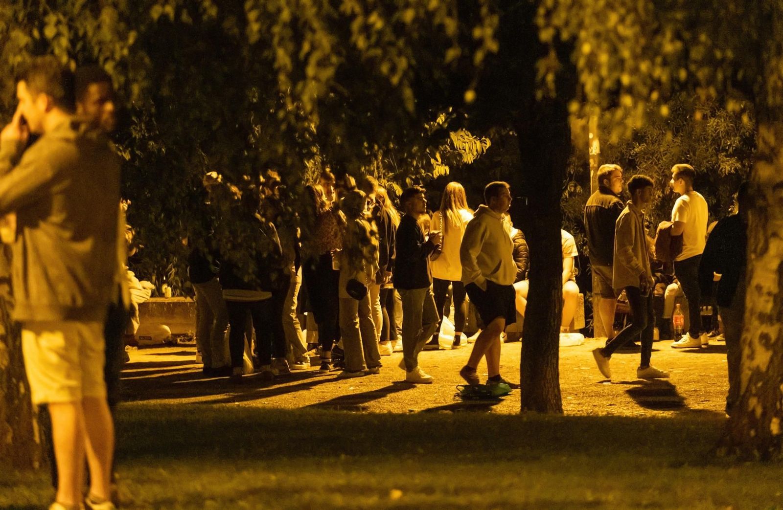 Alerta en Madrid por los macrobotellones