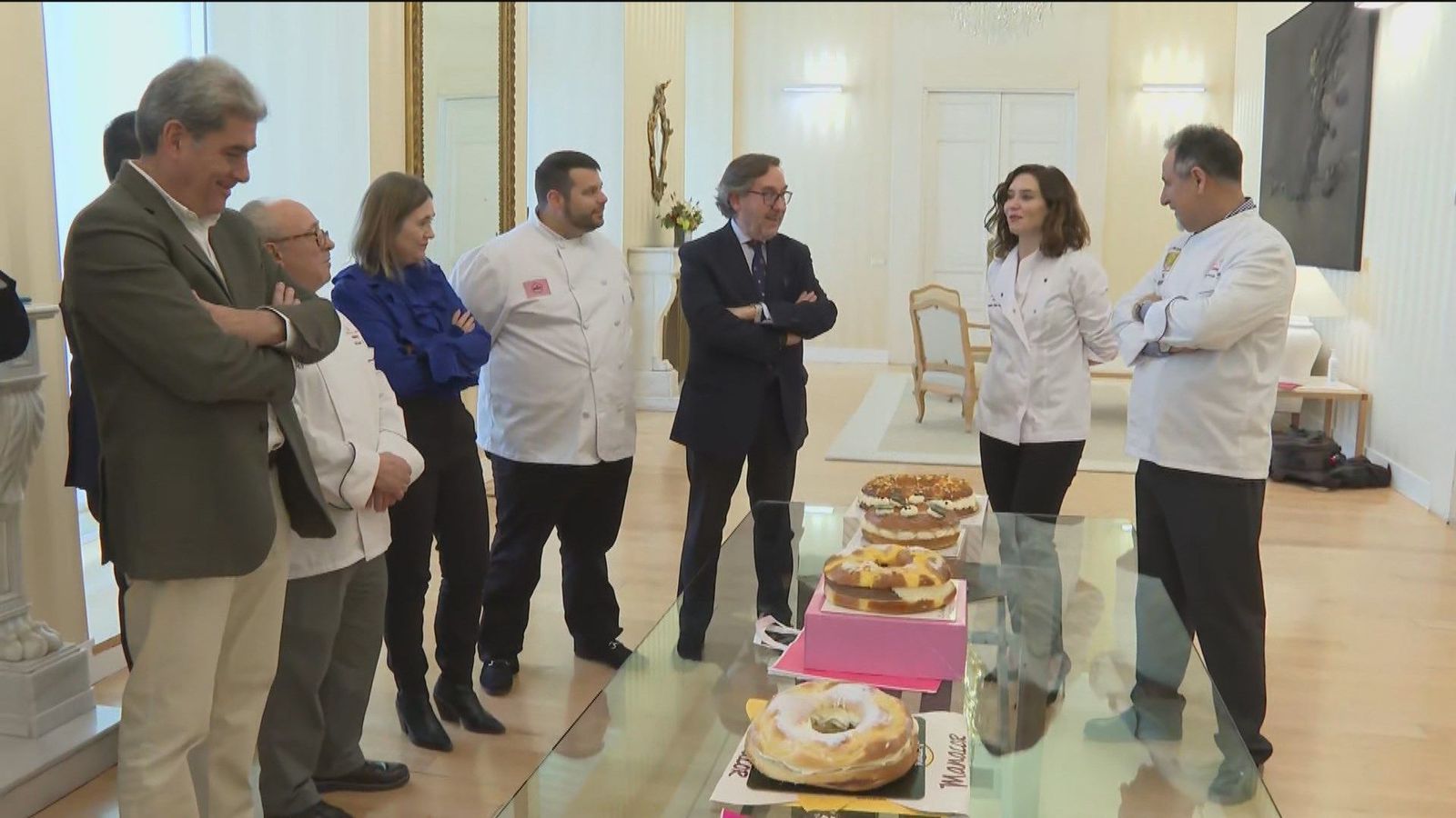 Los reposteros de Madrid, recibidos en la Real Casa de Correos
