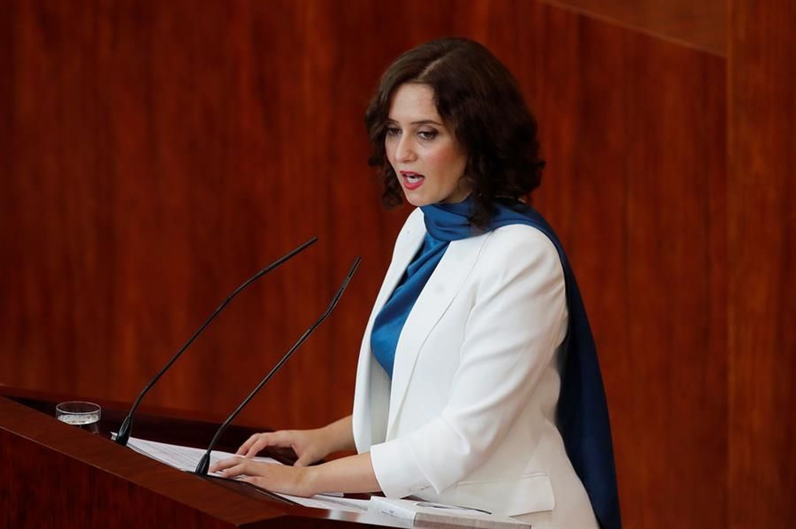 Ayuso alaba la "fortaleza" de su gobierno frente a los "intentos rupturistas y tiranos"