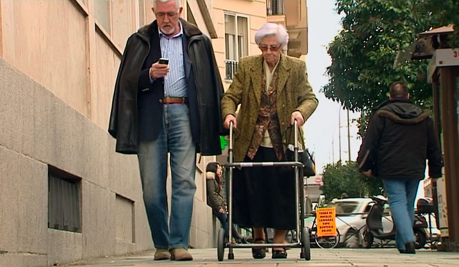 El Gobierno anuncia una subida de las pensiones del 0, 9%
