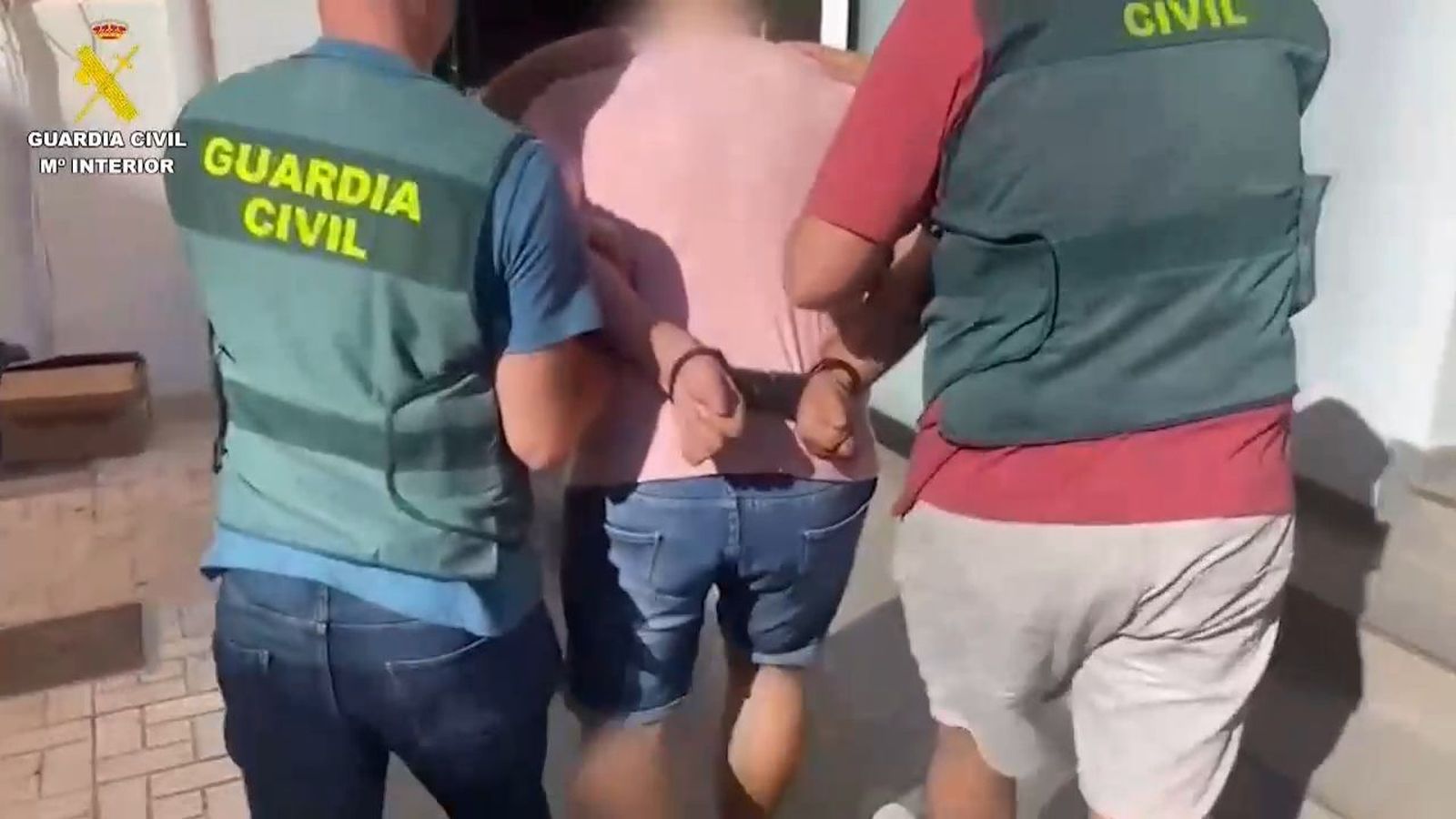 Operación Guardia Civil con 100 detenidos por estafa bancaria