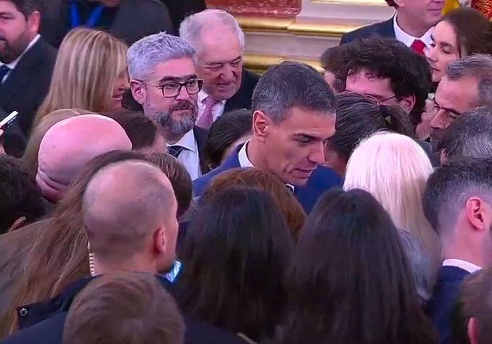 Sánchez rechaza que el PSOE denuncie a Salazar en la Fiscalía y dice que no sabía nada de sus comportamientos