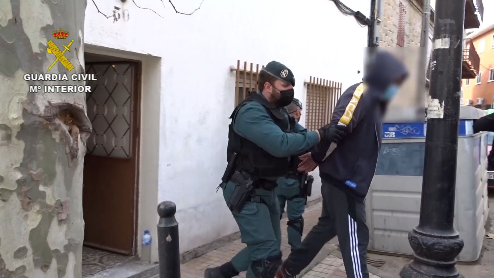 Operativo de la Guardia Civil en Becerril de la Sierra
