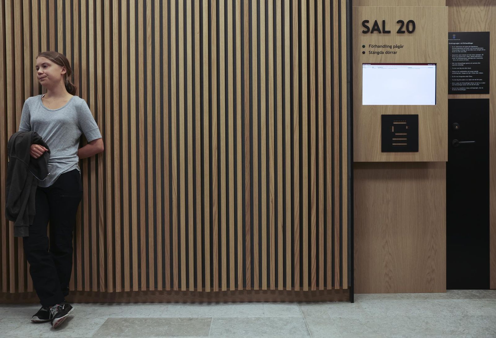 Greta Thunberg a su llegada al tribunal de distrito para su audiencia en Malmo, Suecia, el 24 de julio de 2023.