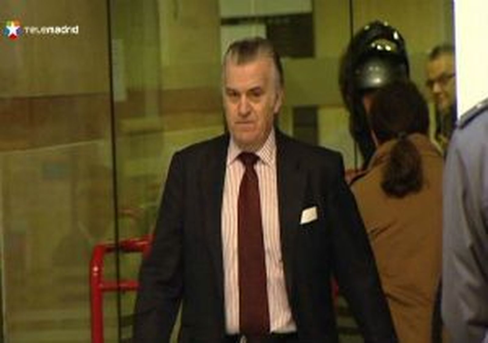 Bárcenas reclama más de 900.000 euros al PP por despido improcedente