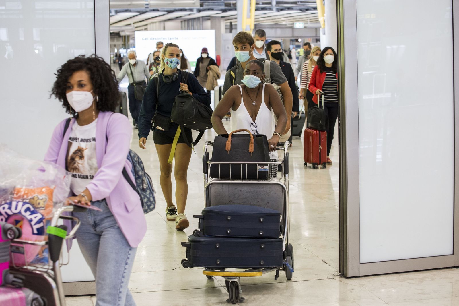 Madrid busca atraer turistas que hagan escala en Barajas